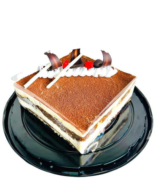 Tiramisu Cake